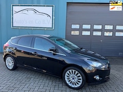 Ford Focus - 1.6 EcoBoost 150 pk Titanium 5-deurs Clima Cruise 17" Lm velgen+winterset Pdc Trekhaak NL