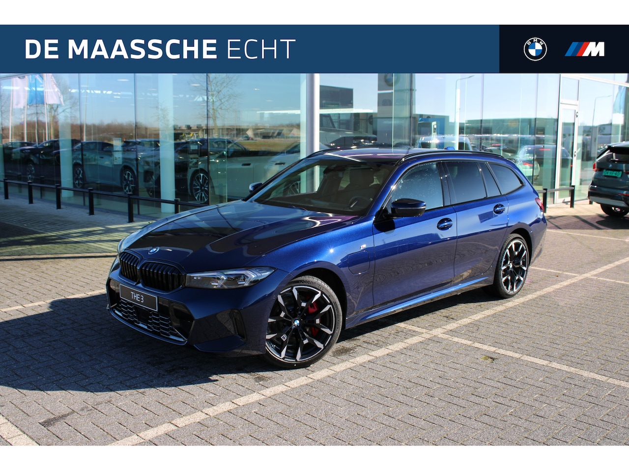 BMW 3-serie Touring - 330e High Executive M Sport Automaat / Panoramadak / Trekhaak / Sportstoelen / Adaptieve L - AutoWereld.nl