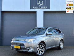 Mitsubishi Outlander - 2.0 PHEV Executive Edition / TREKHAAK