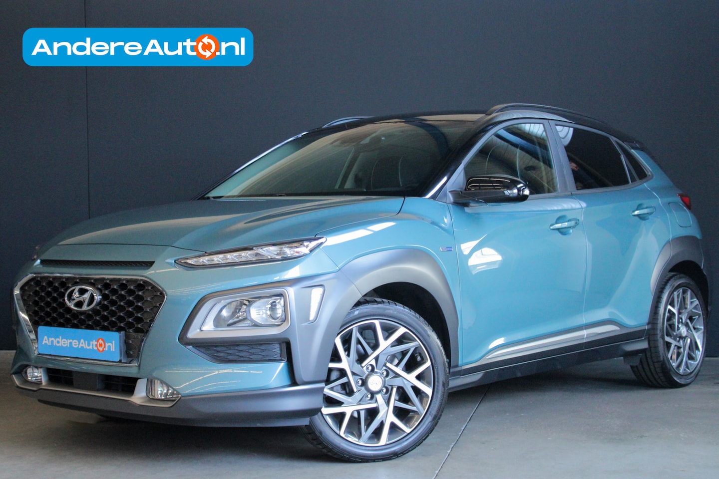 Hyundai Kona - 1.6 GDI HEV Premium |stoelkoeling/verwarming|elek stoel|keyless|18"| - AutoWereld.nl