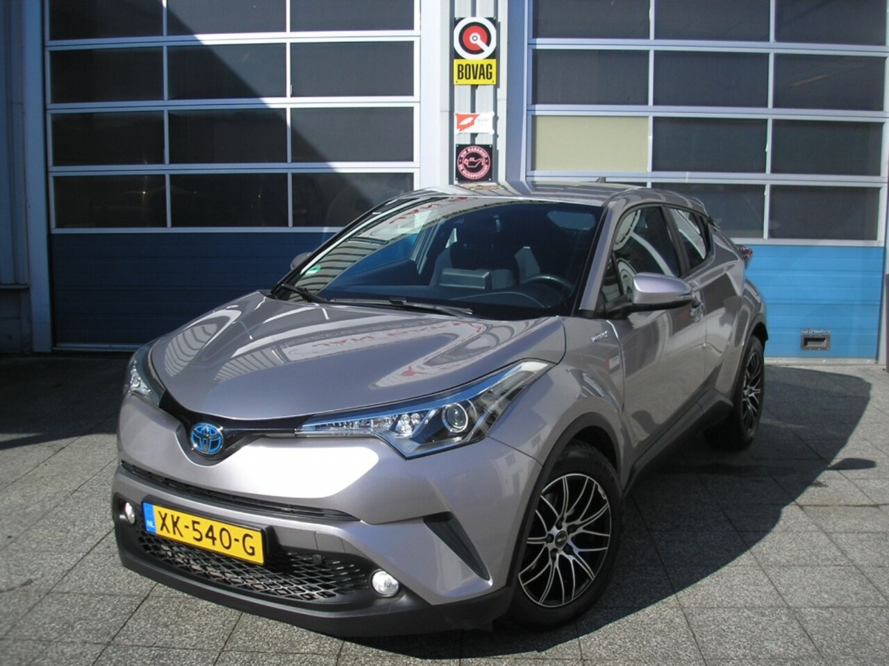 Toyota C-HR - 1.8 Hybrid Dynamic trekhaak/all season - AutoWereld.nl