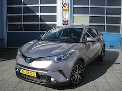 Toyota C-HR - 1.8 Hybrid Dynamic trekhaak/all season