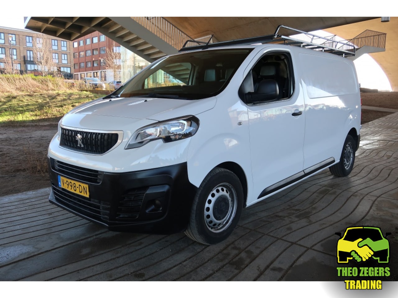 Peugeot Expert - 2.0 BlueHDI 120 pk Premium met super km-stand! - AutoWereld.nl