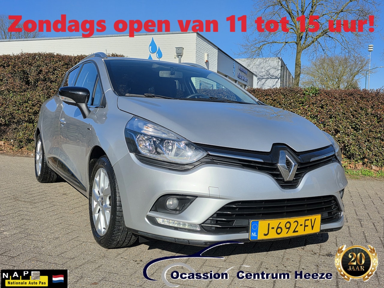 Renault Clio Estate - 0.9 TCe Limited 0.9 TCe Limited, Carplay! Lm Velgen! Nwe APK! Zondag OPEN! - AutoWereld.nl