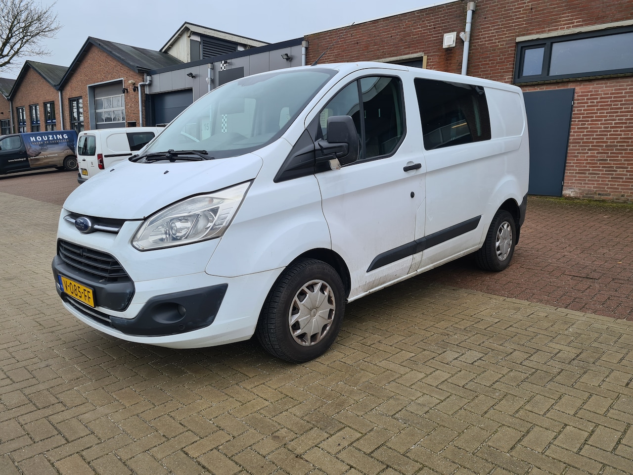 Ford Transit Custom - 270 2.0 TDCI L1H1 Trend DC LET OP TIK IN DE MOTOR, maar loopt wel. - AutoWereld.nl