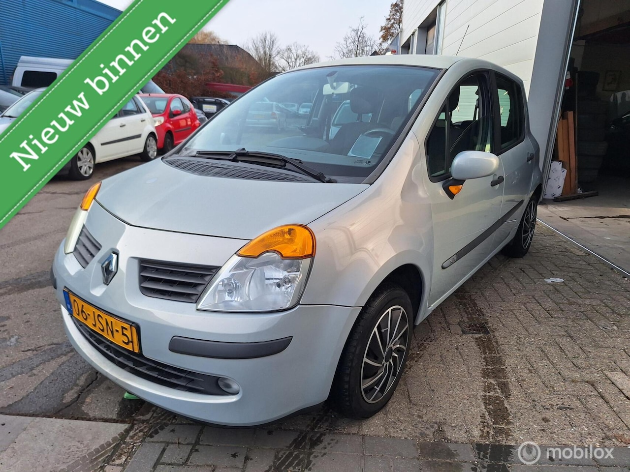 Renault Modus - 1.2-16V Authentique 1.2-16V Authentique - AutoWereld.nl