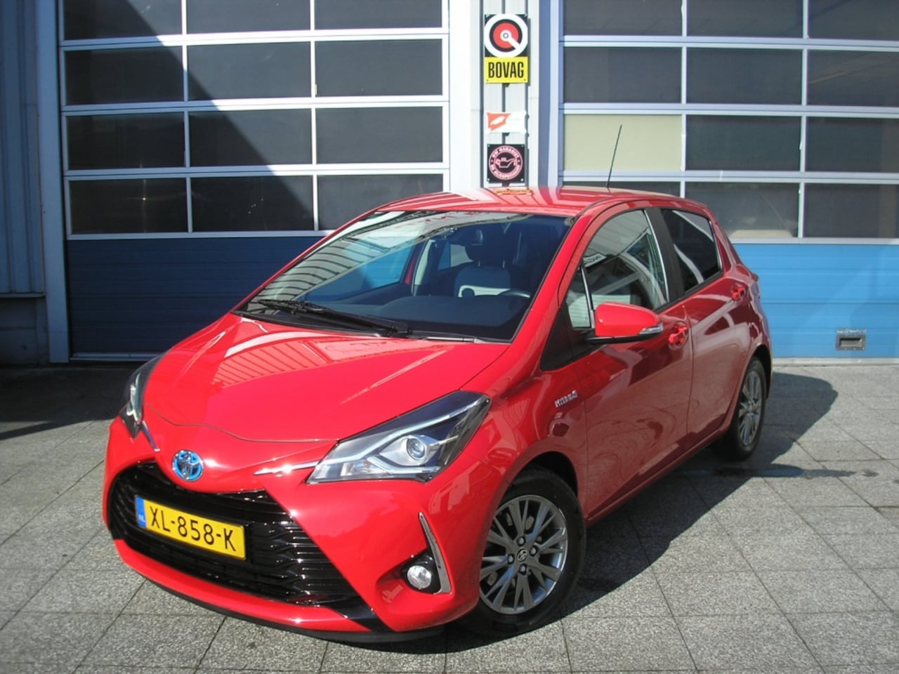 Toyota Yaris - 1.5 Hybride Dynamic - AutoWereld.nl