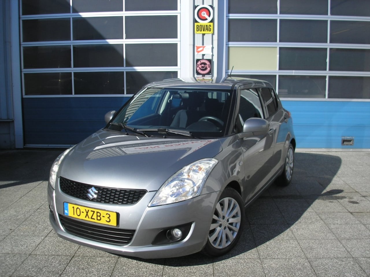 Suzuki Swift - 1.2 Exclusive automaat/trekhaak - AutoWereld.nl