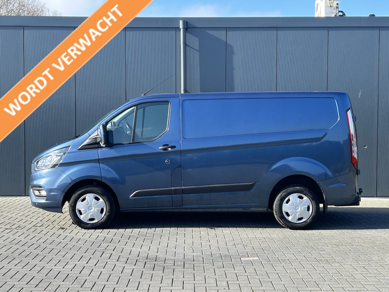 Ford Transit Custom - 280 2.0 TDCI / L1H1 / 1e EIG. / **MARGE**/ BPM VRIJ / 91.776 KM !! / TREKHAAK / AIRCO / CR - AutoWereld.nl