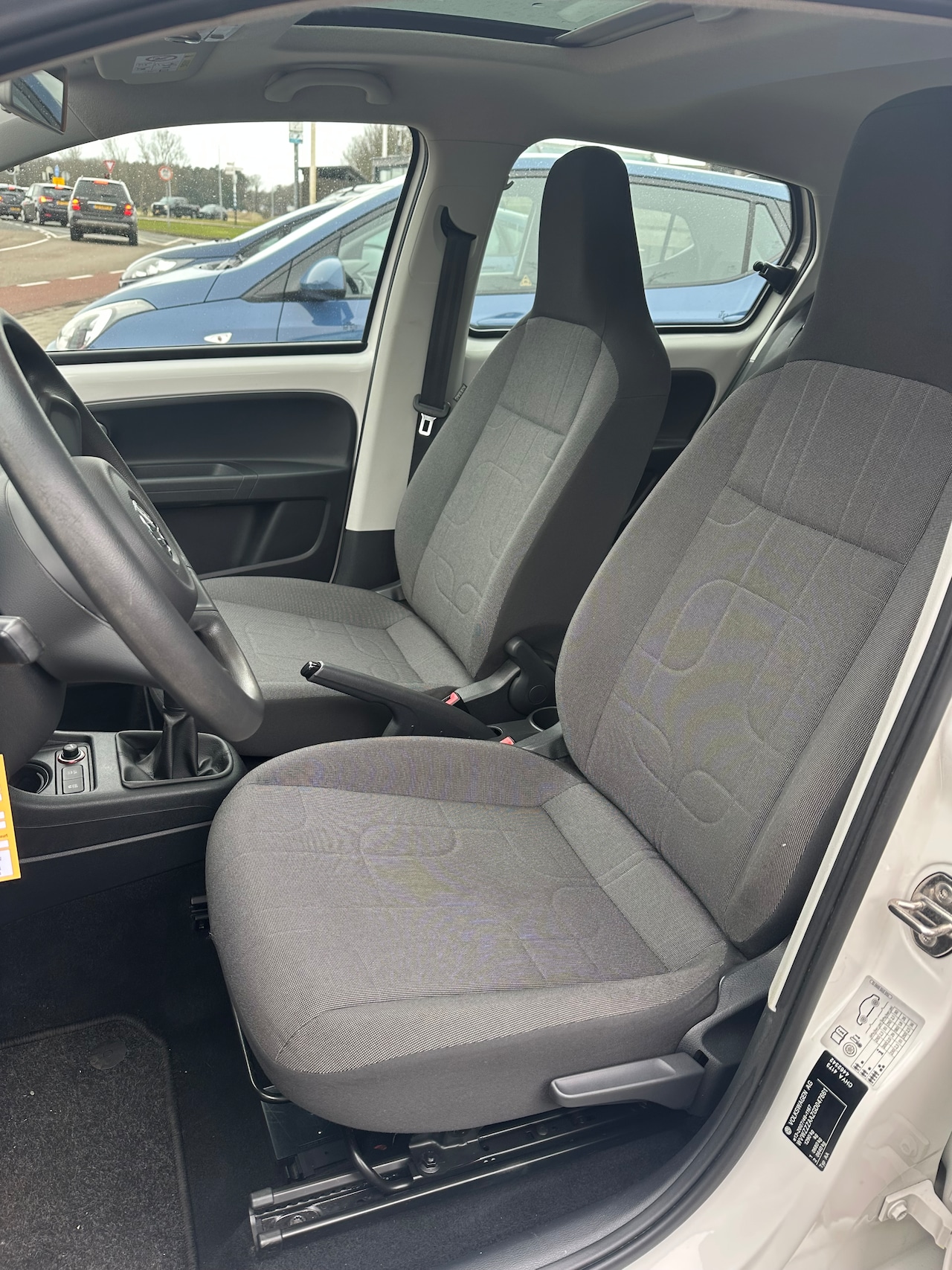 Volkswagen Up! - 1.0 move up! BlueMotion