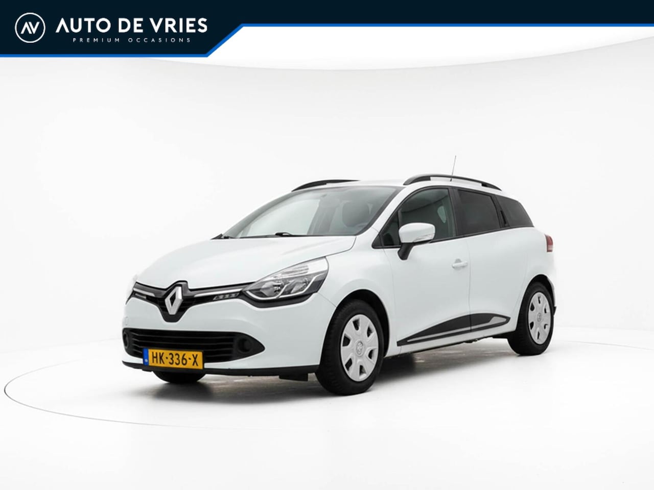 Renault Clio Estate - 0.9 90pk TCe Expression | Airco | Cruise | Privacy glass| Trekhaak - AutoWereld.nl