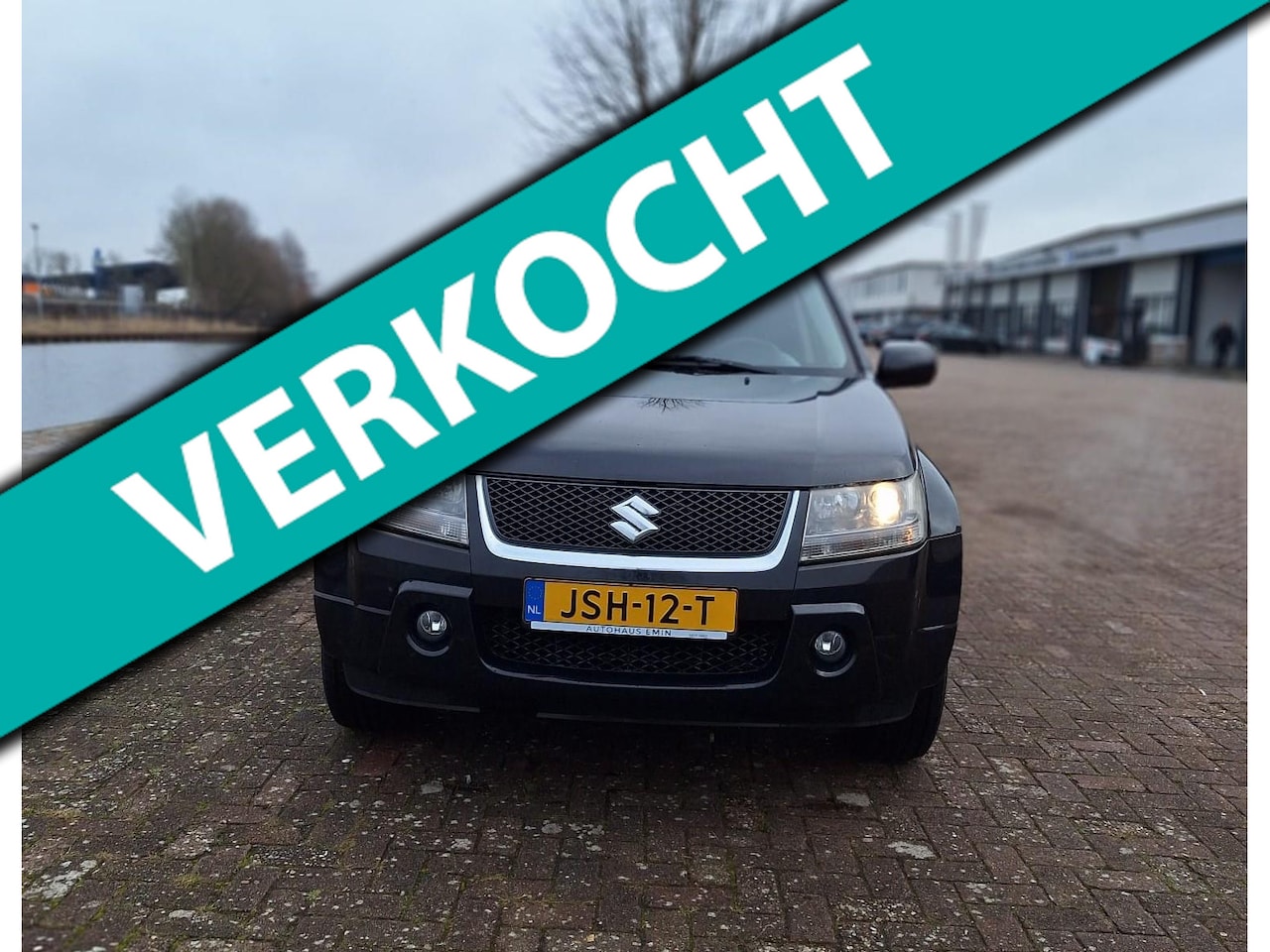 Suzuki Grand Vitara - 4WD ,TREKHAAK 2.0-16V JLX - AutoWereld.nl