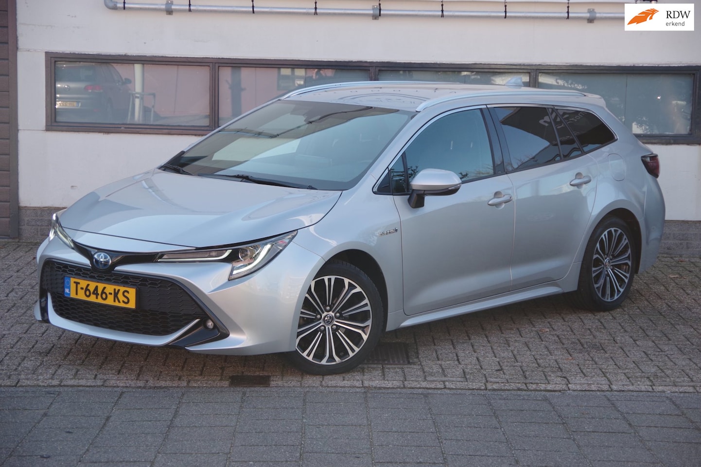 Toyota Corolla Touring Sports - 1.8 Hybrid First Edition 1.8 Hybrid First Edition - AutoWereld.nl