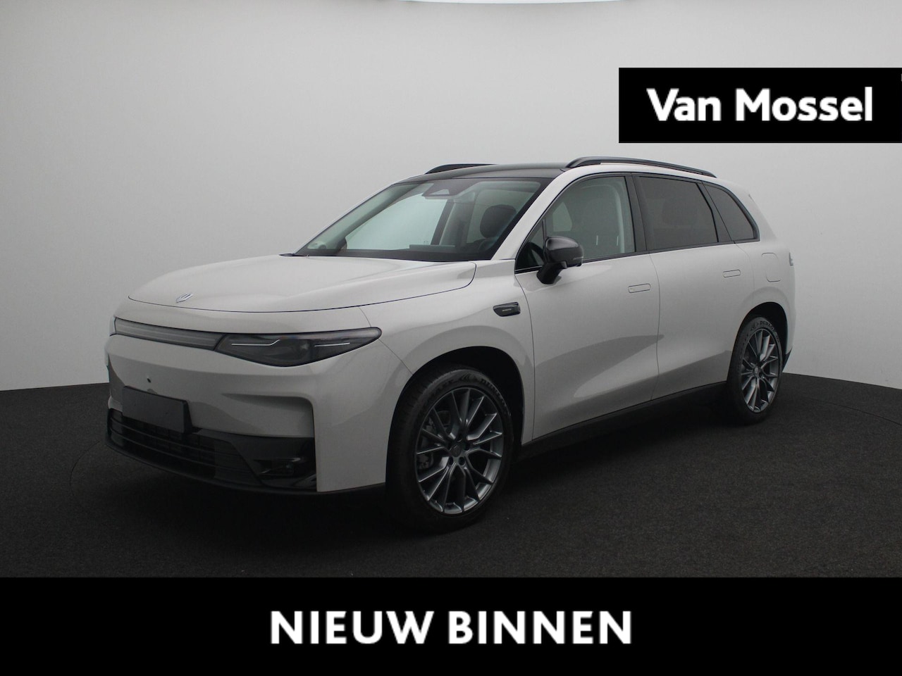 Leapmotor C10 - Design Pro 69.9 kWh | VOORRAAD VOORDEEL | TOT 4 JAAR GARANTIE | OVERSTAP WEKEN VAN € 41.35 - AutoWereld.nl