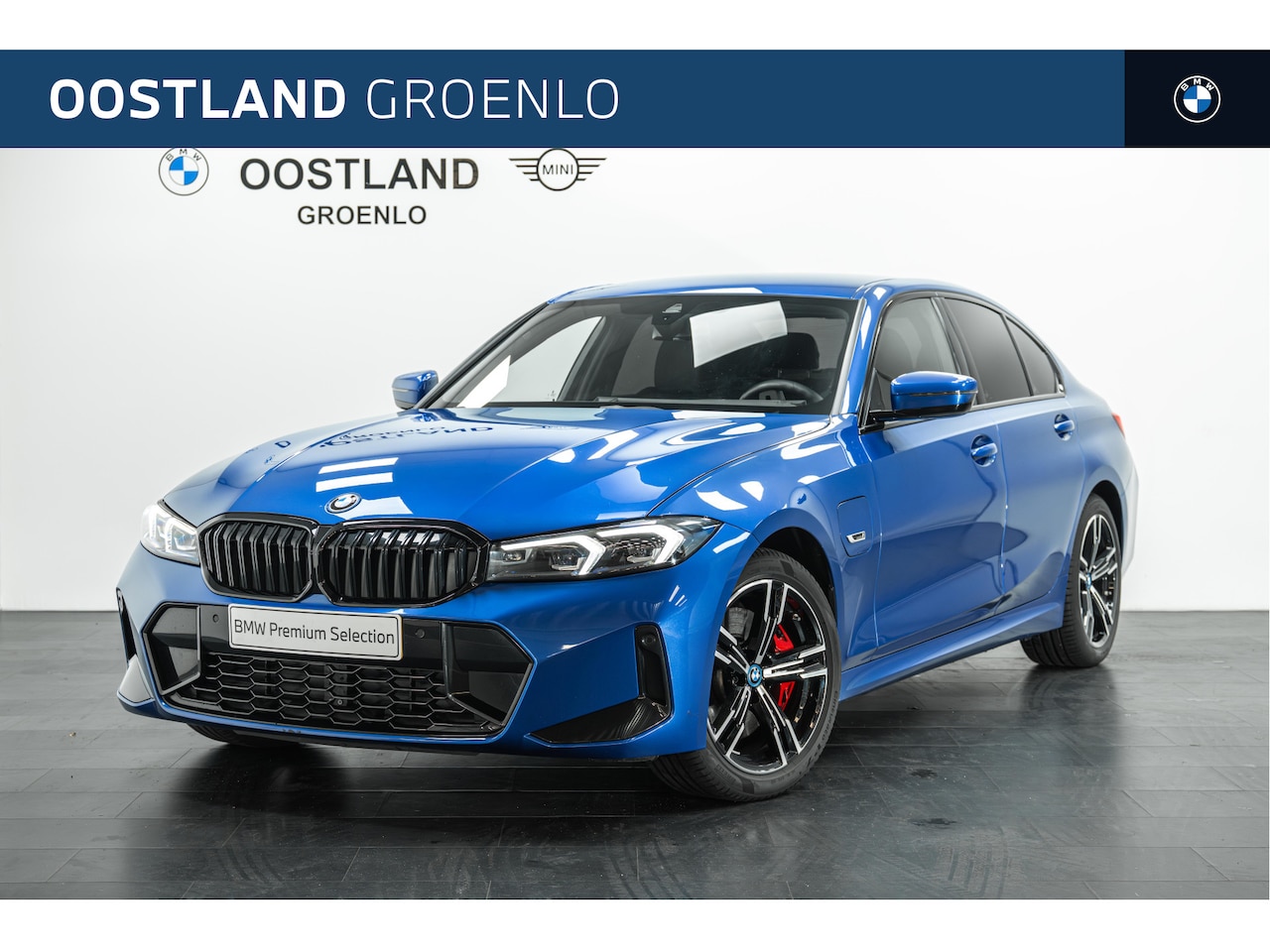 BMW 3-serie - 320e High Executive M Sport Automaat / Sportstoelen / Stoelverwarming / Adaptief M Onderst - AutoWereld.nl