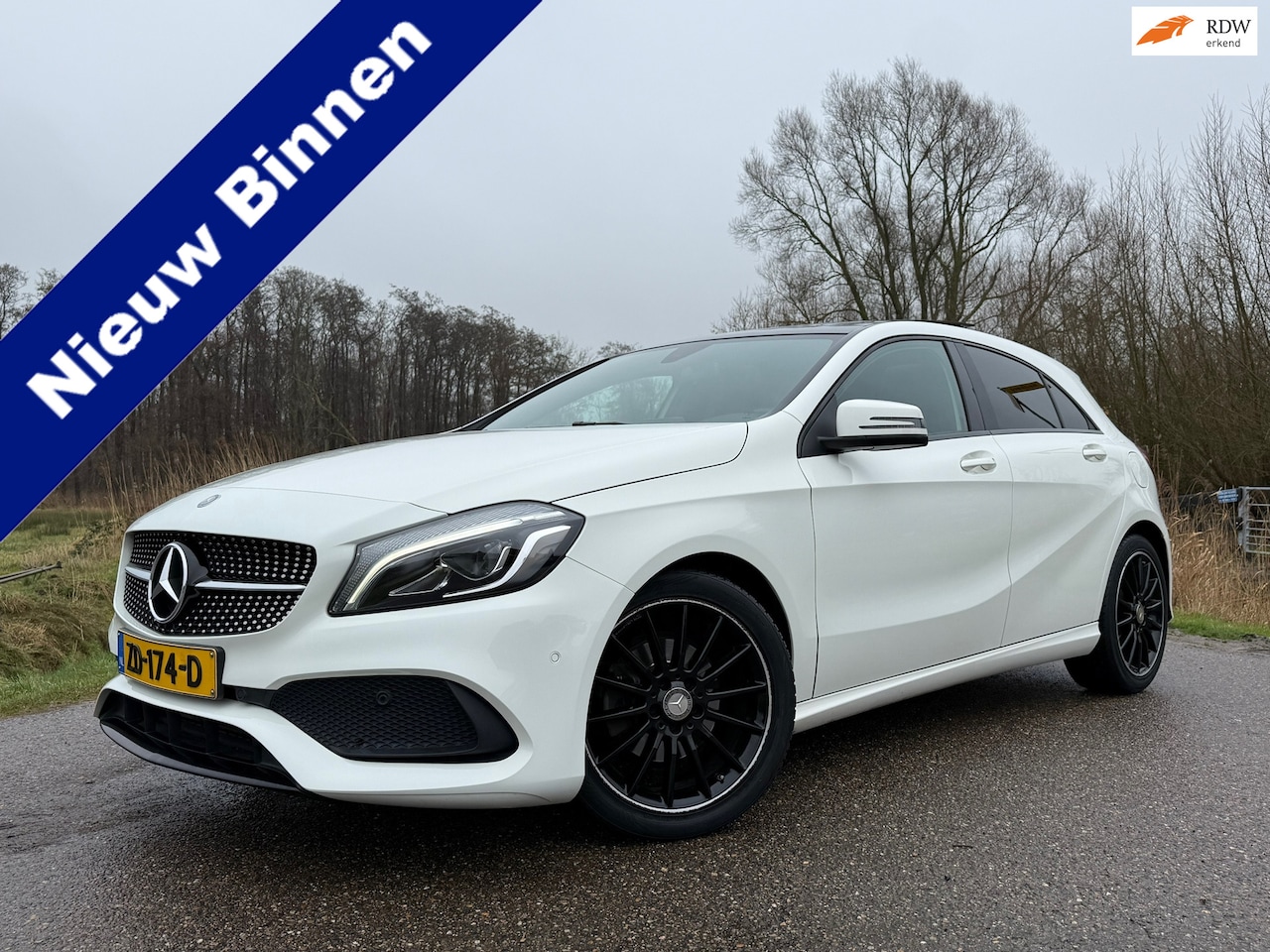 Mercedes-Benz A-klasse - 180 AMG-Line / Panoramadak / H-Leder / Stoelverwarming / 18" Velgen / Clima / 6 Versnellin - AutoWereld.nl