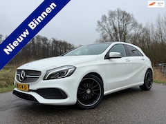Mercedes-Benz A-klasse - 180 AMG-Line / Panoramadak / H-Leder / Stoelverwarming / 18" Velgen / Clima / 6 Versnellin