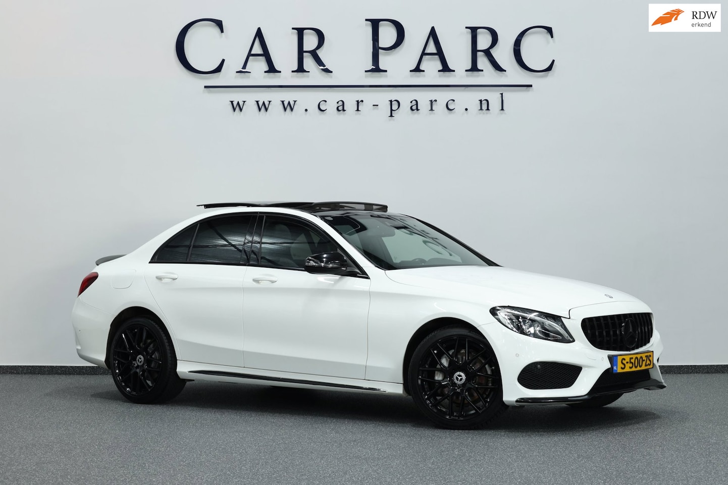 Mercedes-Benz C-klasse - 200 4MATIC AMG LED/SFEER/PANO/LEER+S.VERWARMING/19" LMV/CAM/CRUISE/ECC/12 MND GARANTIE! - AutoWereld.nl