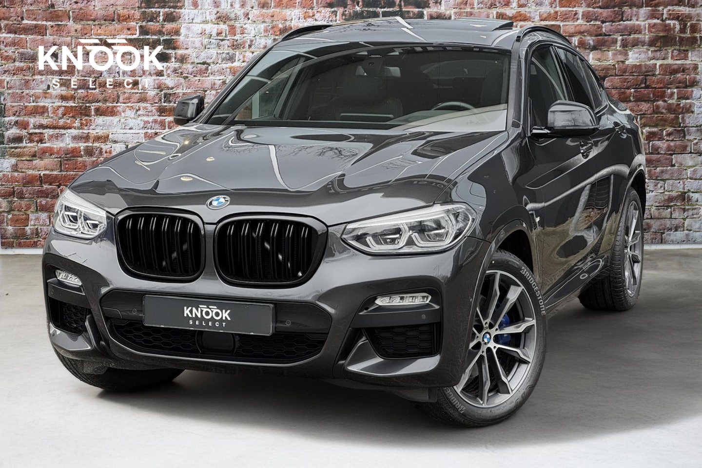 BMW X4 - xDrive30i High Executive M Sport Pakket Automaat / Navigatie Professional / Panoramadak / - AutoWereld.nl