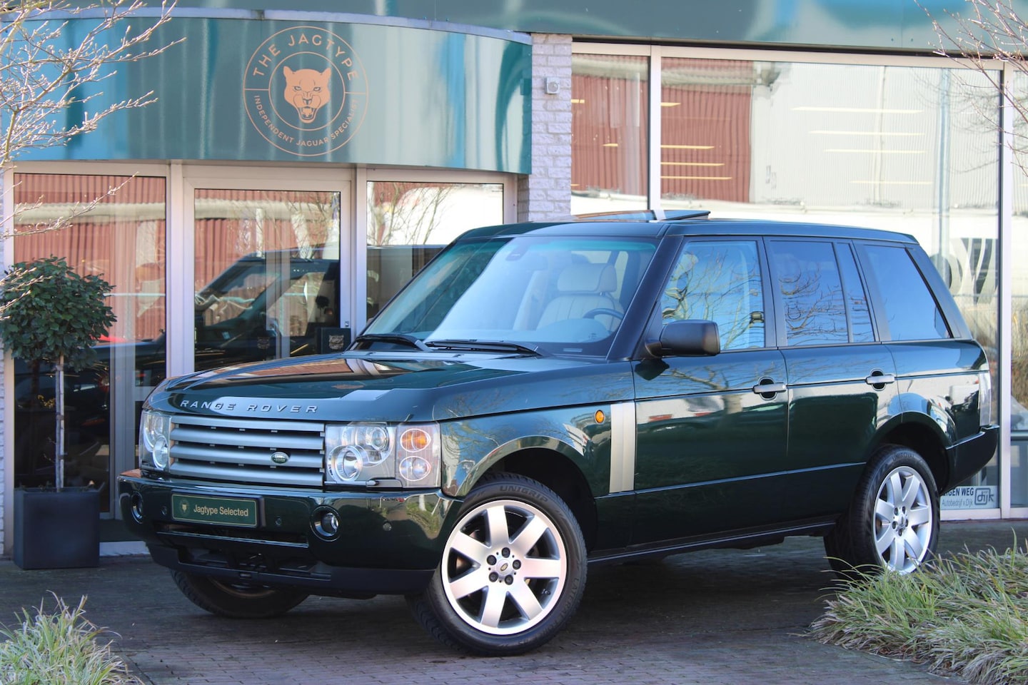 Land Rover Range Rover - 4.4 V8 Vogue 4.4 V8 Vogue - AutoWereld.nl