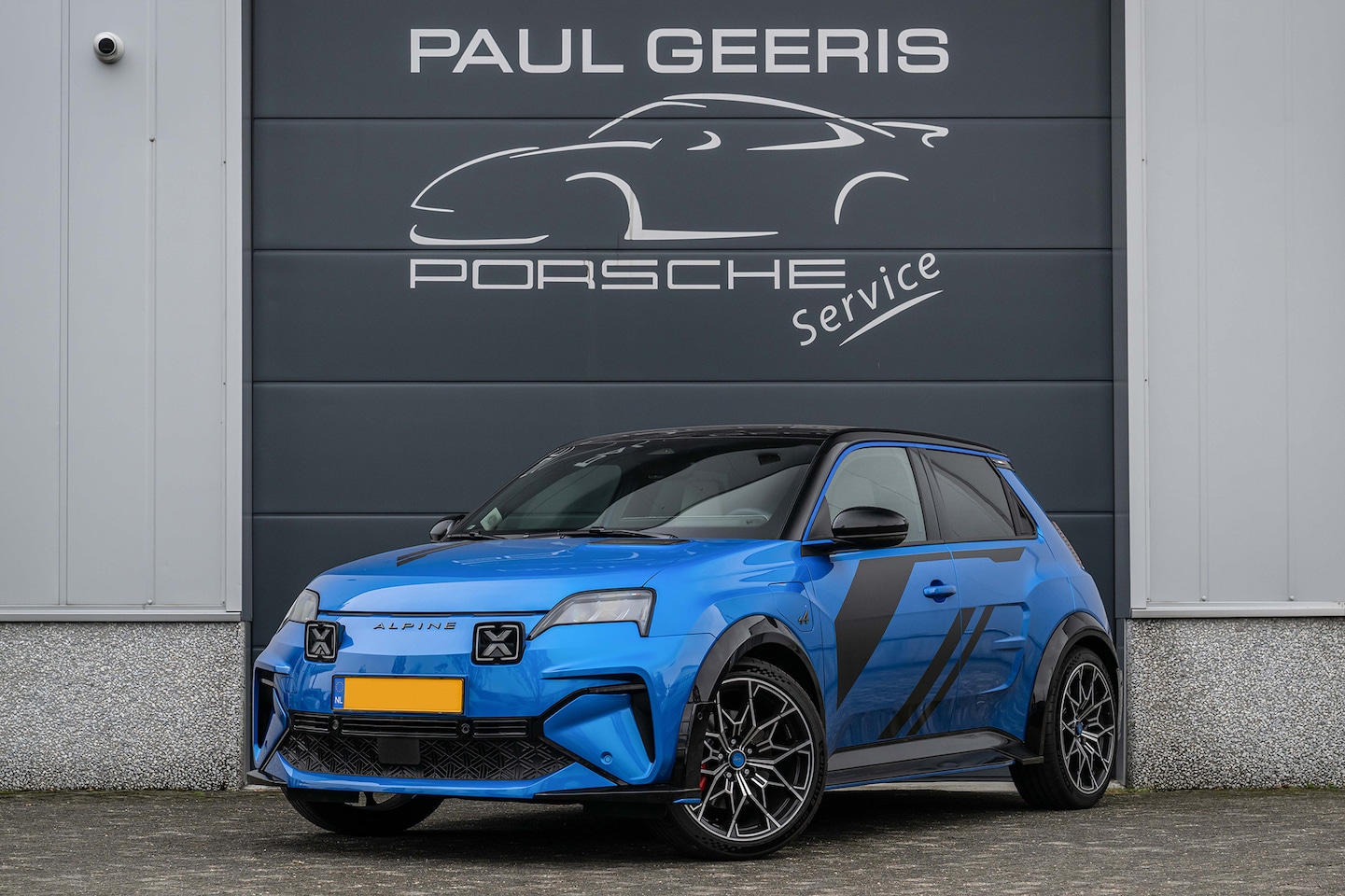 Alpine A290 - GTS Premiere 1 van de 1955 stuks - AutoWereld.nl