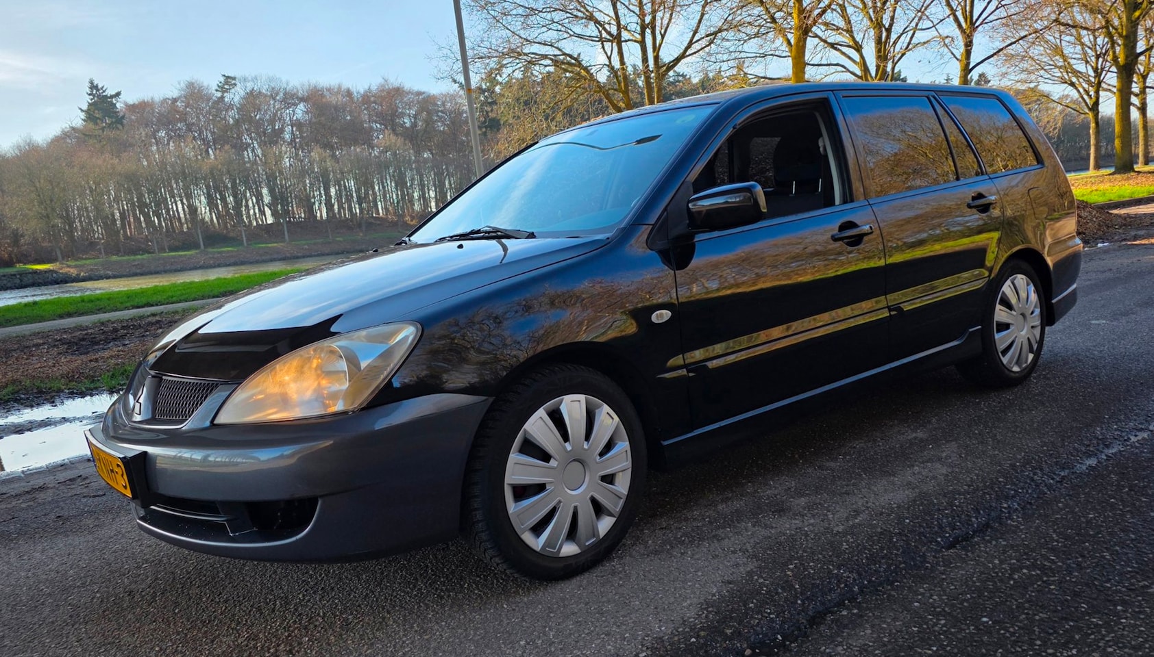 Mitsubishi Lancer Station Wagon - 2.0 - APK 14-03-2027 - Airco - AutoWereld.nl