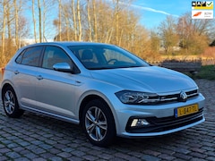 Volkswagen Polo - 1.0 TSI R-Line Edition Navigatie cruis control trekhaak parkeer sensor trekhaak