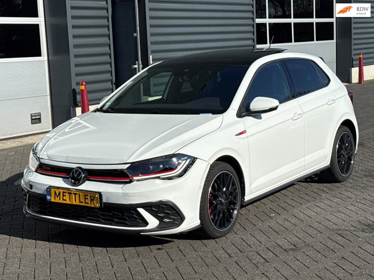 Volkswagen Polo - 2.0 TSI GTI 2.0 TSI GTI, camera, BOSE, navigatie, panormadak - AutoWereld.nl