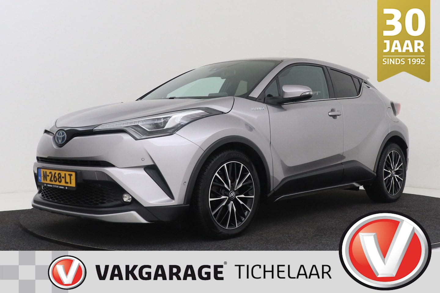 Toyota C-HR - 1.8 Hybrid Dynamic | Adap. Cruise | Navigatie | Climate Control | Camera | JBL | Stoelverw - AutoWereld.nl