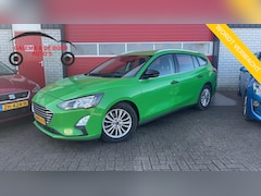 Ford Focus Wagon - 1.0 EcoBoost Titanium Business AUTOMAAT / FULL LED / KEYLESS / CARPLAY / NAVI / CLIMA / PD