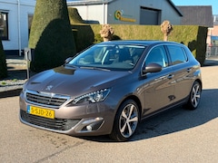 Peugeot 308 - 1.6 e-HDi Première 2013 Pano/Navi/Clima/Lmv