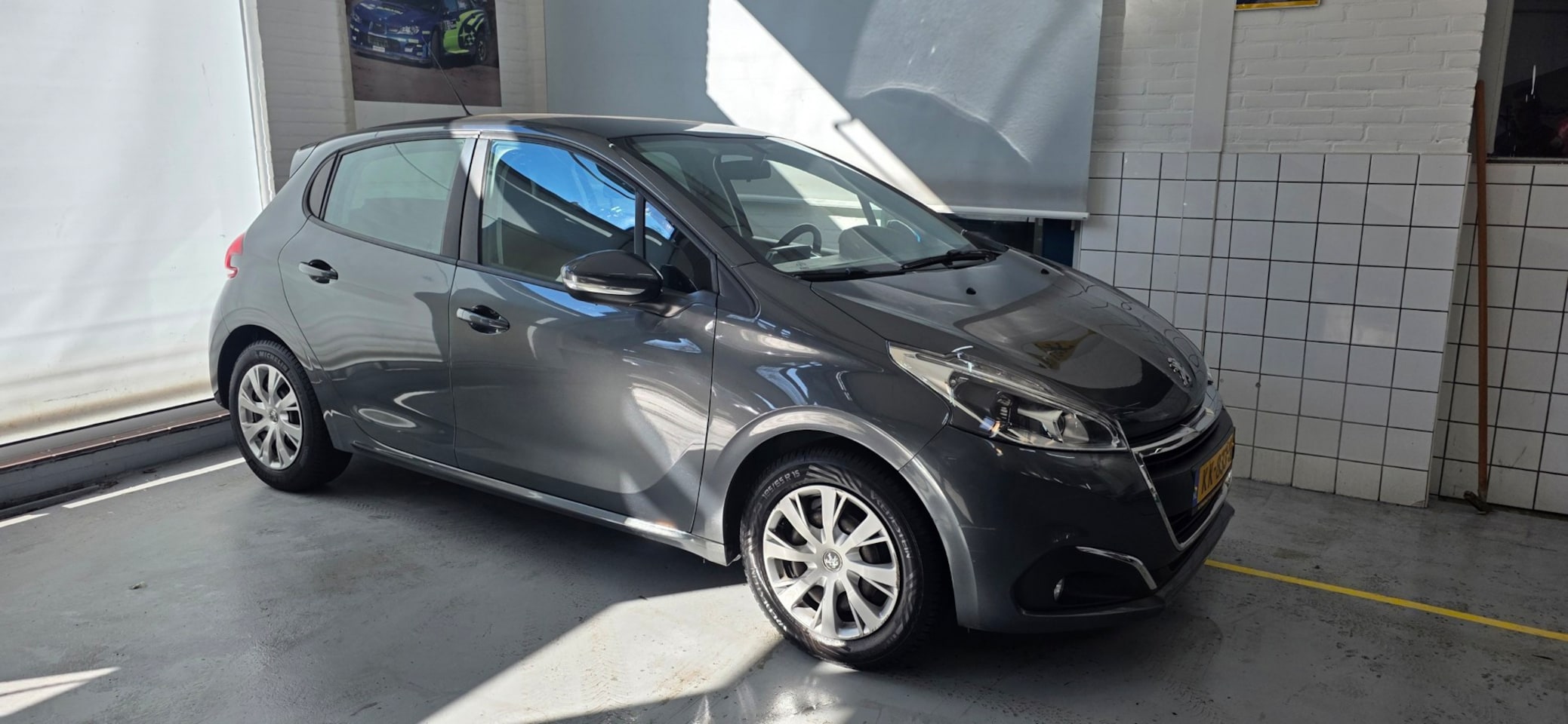 Peugeot 208 - 1.2 PureTech Blue Lion 1.2 PureTech Blue Lion - AutoWereld.nl