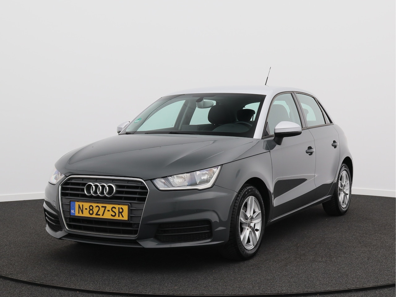 Audi A1 Sportback - 1.0 TFSI/ lage km/ zeer mooi! - AutoWereld.nl