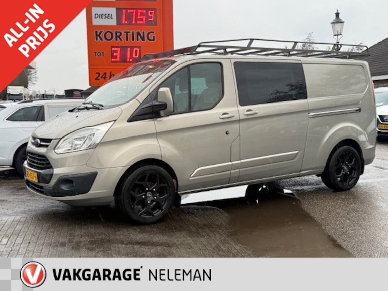 Ford Transit Custom - GB 2.2 TDCi 125PK 290 L2H1 Limited - AutoWereld.nl