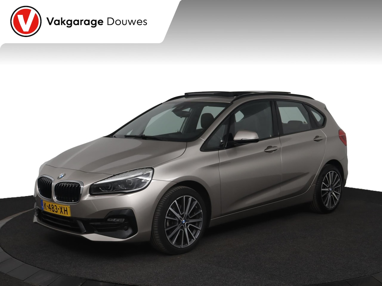 BMW 2-serie Active Tourer - 218i High Executive |NAP |1e eigenaar | Automaat | Pano | HUD | Stoelverwarming | Camera - AutoWereld.nl