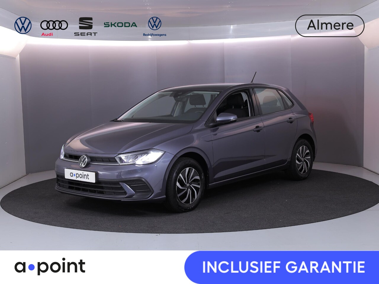 Volkswagen Polo - 1.0 TSI Life 95 PK | Navigatie via app | LM velgen | Parkeersensoren voor en achter | - AutoWereld.nl