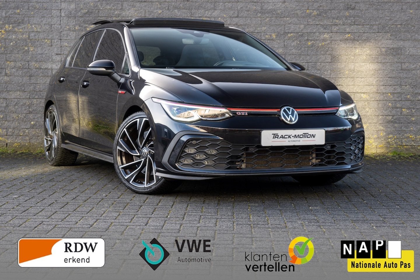 Volkswagen Golf - 2.0 TSI GTI Panoramadak - AutoWereld.nl