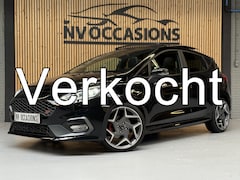 Ford Fiesta - 1.5 EcoBoost ST-3 200PK/APPLCRP/CAMERA/B&O/PANO/PERFORMANCE PACK