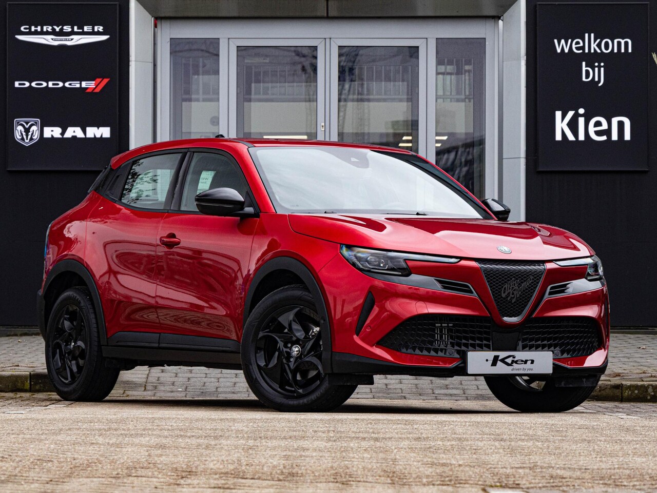 Alfa Romeo Junior - 1.2 Turbo Hybrid Ibrida Speciale | ACC | LED | - AutoWereld.nl