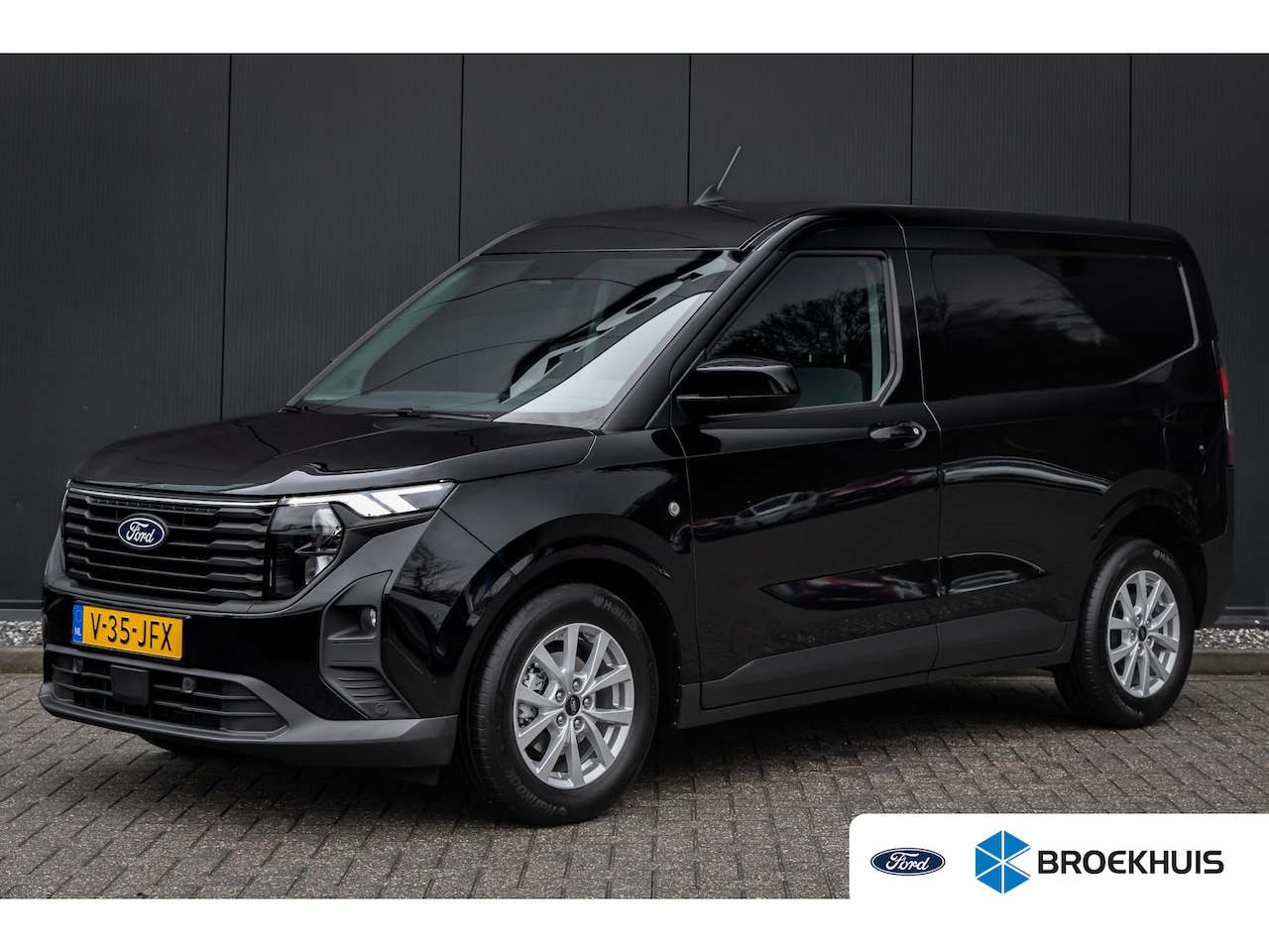 Ford Transit Courier - 1.0 EcoBoost Limited | AUTOMAAT | Adapt. cruise | Camera | Standkachel | Apple/Android Car - AutoWereld.nl
