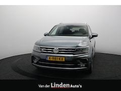 Volkswagen Tiguan Allspace - 1.5 TSI 150PK Highline Business R-Line | 7 Persoons | Virtual Display | Camera | Navigatie