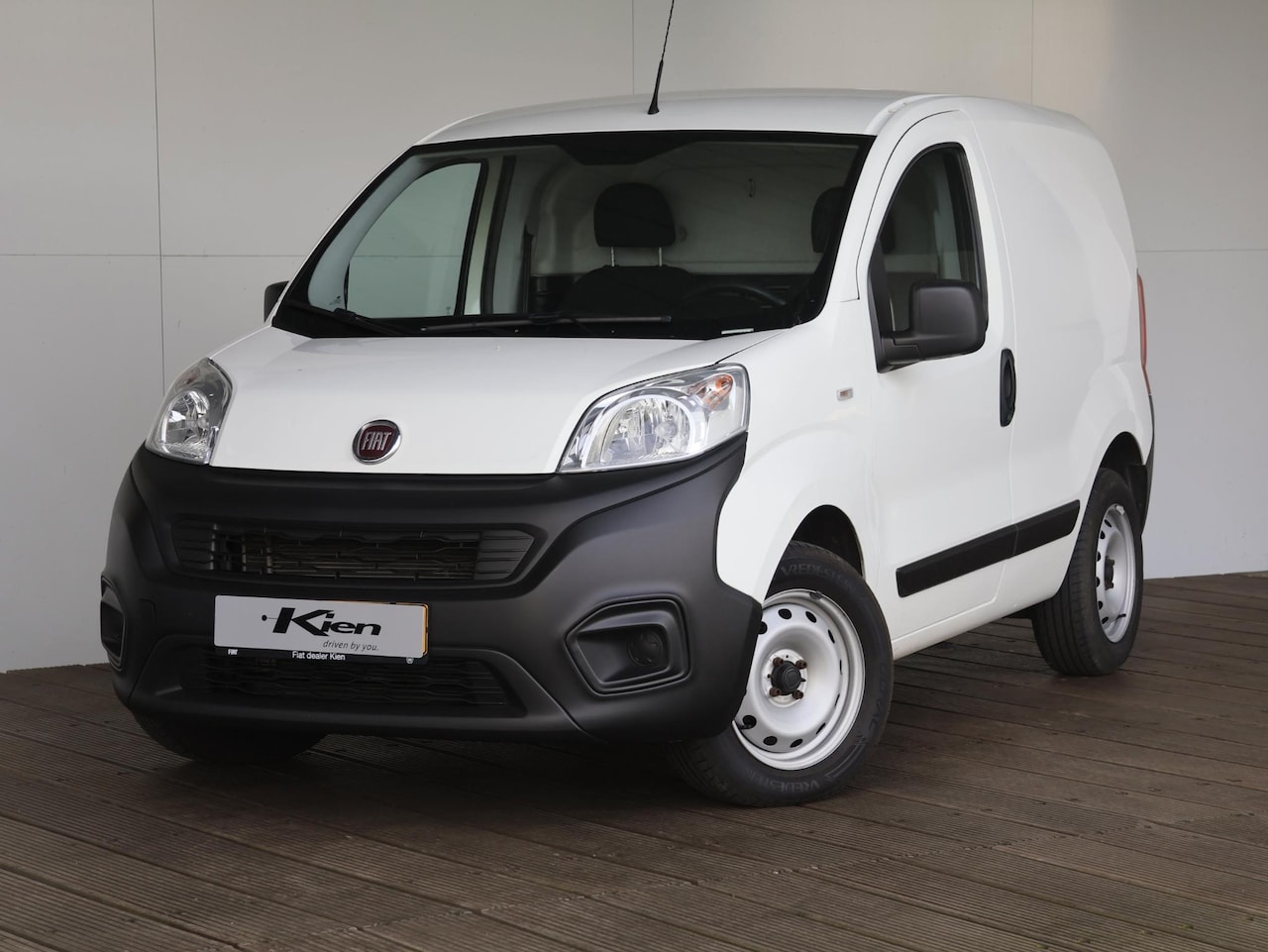 Fiat Fiorino - 1.3 MJ Basis | Radio | Airco | USB | - AutoWereld.nl