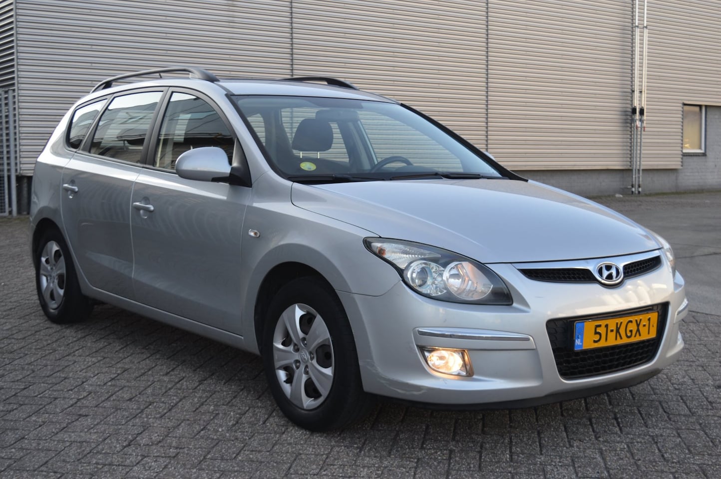 Hyundai i30 CW - 1.4i Blue Dynamic bj09 airco schuifdak pdc tekhaak - AutoWereld.nl