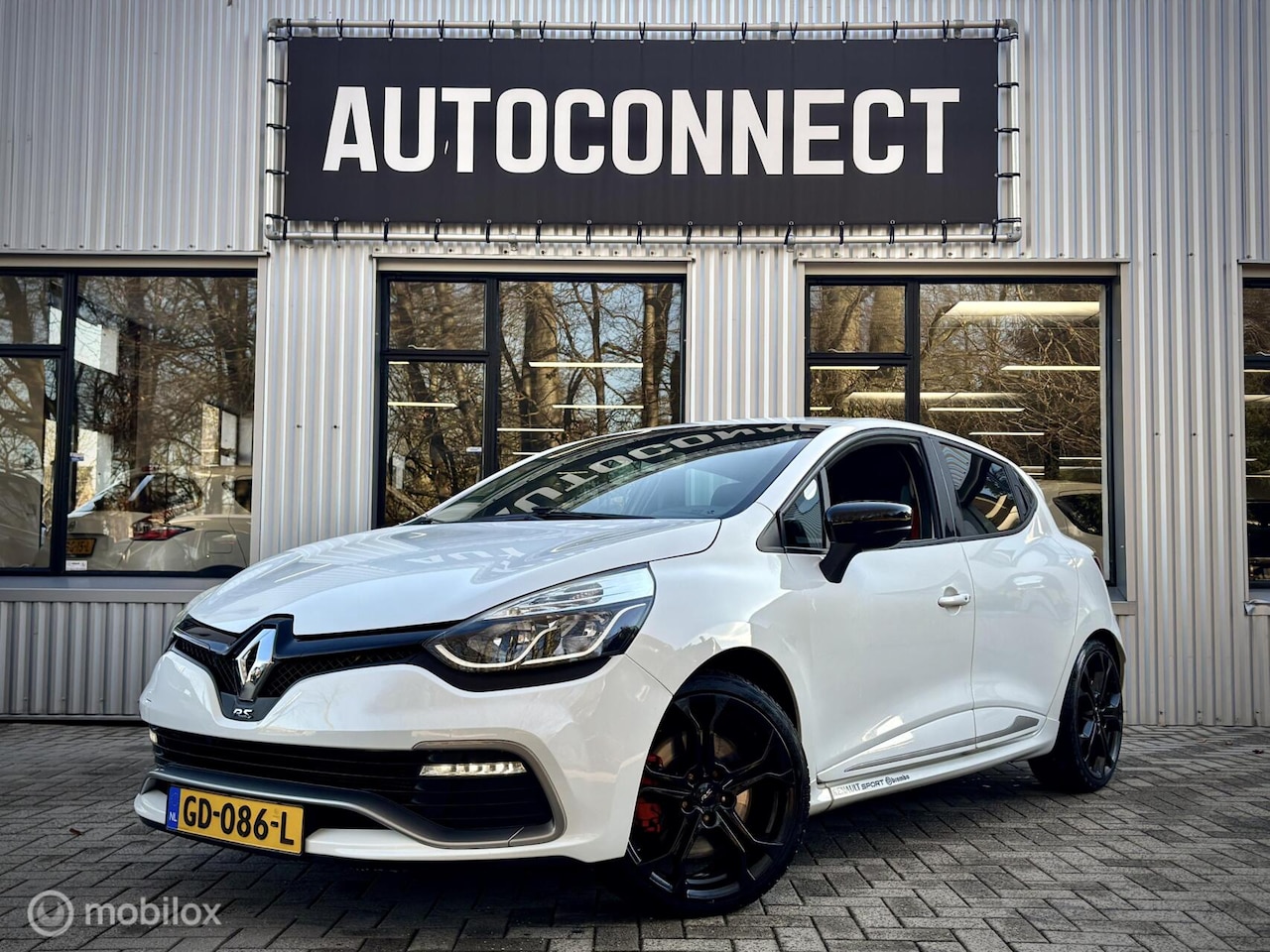 Renault Clio - 1.6 R.S. NAVI, CAMERA, LEDER, CRUISE - AutoWereld.nl