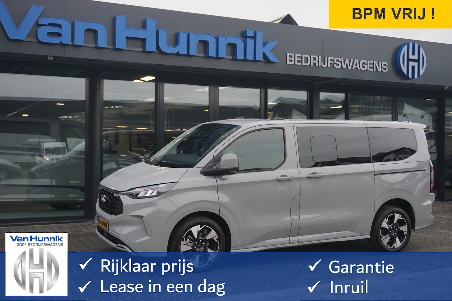 Ford Transit Custom - 320S 170PK DC Sport AUT BPM VRIJ Demo!! Navi, ACC, 360° Cam, 19" LM, Elek. Schuifdeur!! NR - AutoWereld.nl