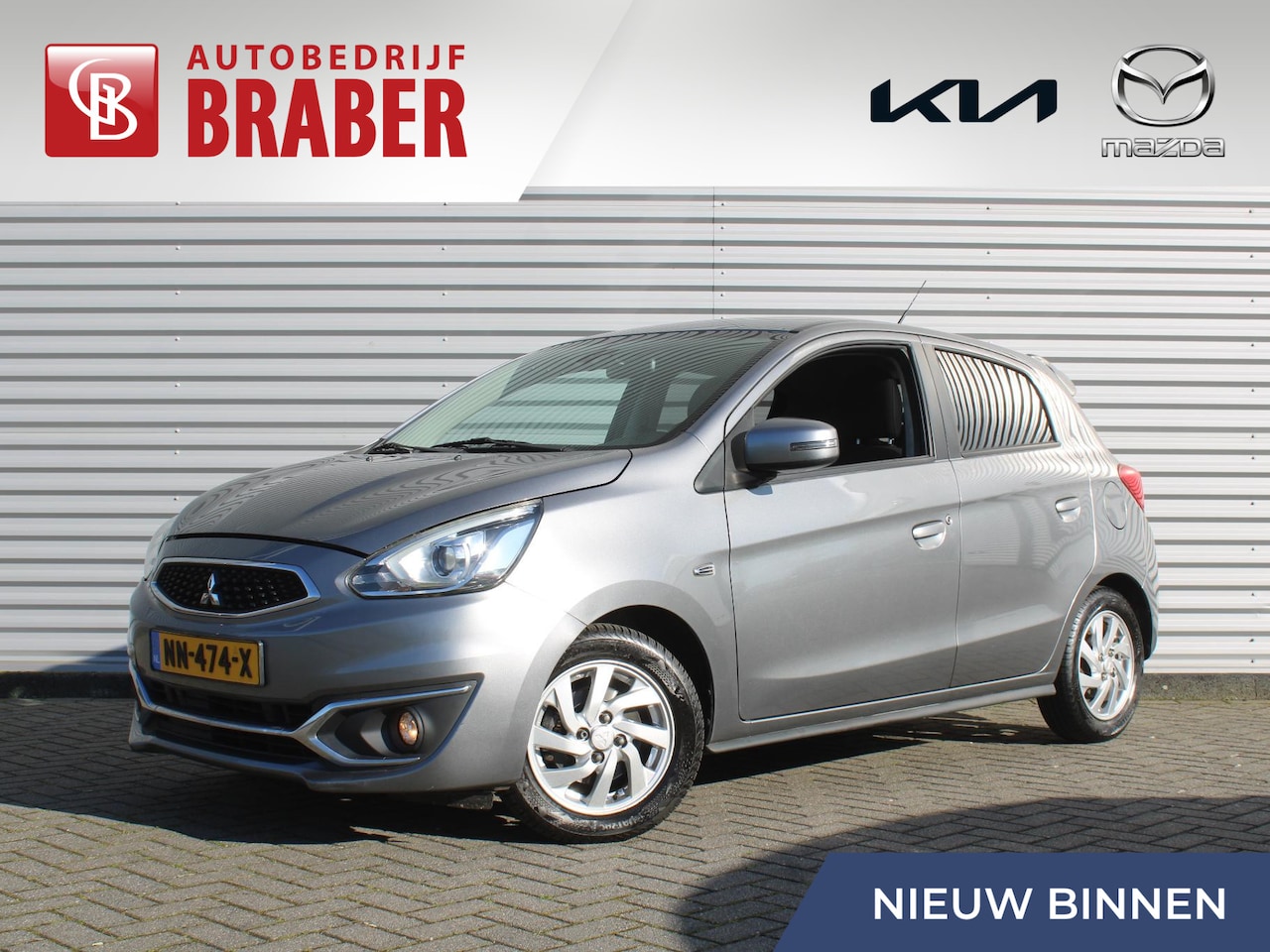 Mitsubishi Space Star - 1.0 Intense+ | Clima | 14" LM | All seasons | Keyless entry | Xenon | Licht- & regensensor - AutoWereld.nl