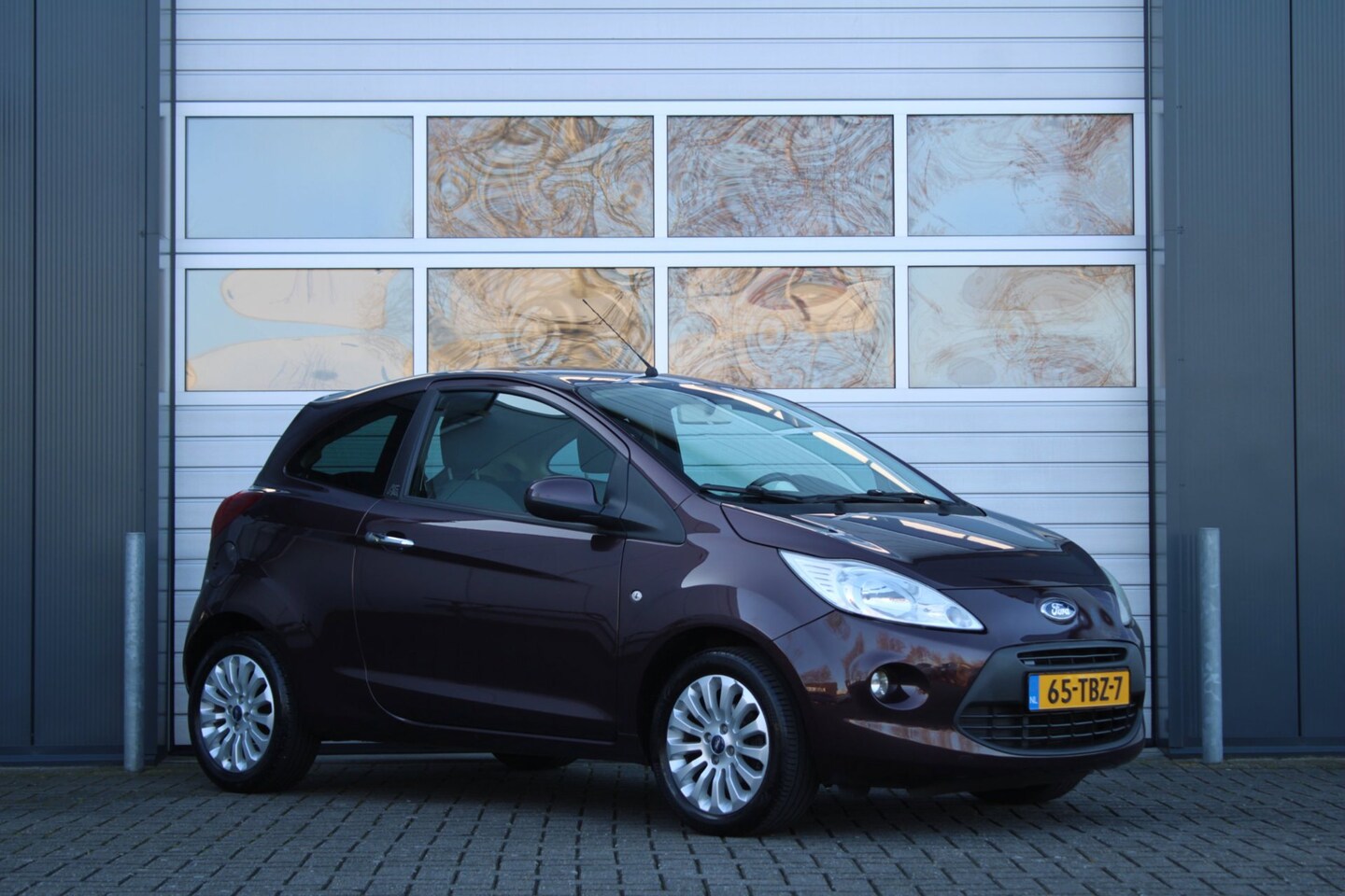 Ford Ka - 1.2 Titanium X start/stop Airco/Stuurbekrachtiging/Elek.Ramen/C.V/RadioCD.AUX/15"LM/Dealer - AutoWereld.nl
