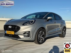 Ford Puma - 1.0 Hybrid ST- Line automaat nieuw model winterpakket Panorama dak afn. Trekhaak