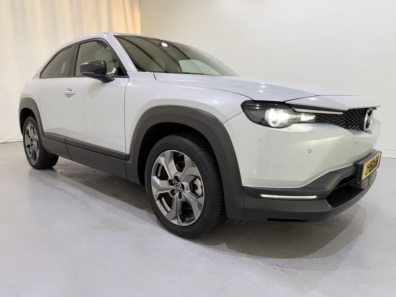 Mazda MX-30 - e-Skyactiv EV 145 First Edition aut - AutoWereld.nl