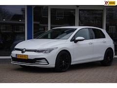 Volkswagen Golf - 1.0 TSI Navigatie PDC Carplay Lane-assist